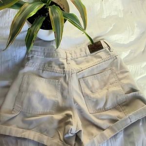 High Waisted cream shorts